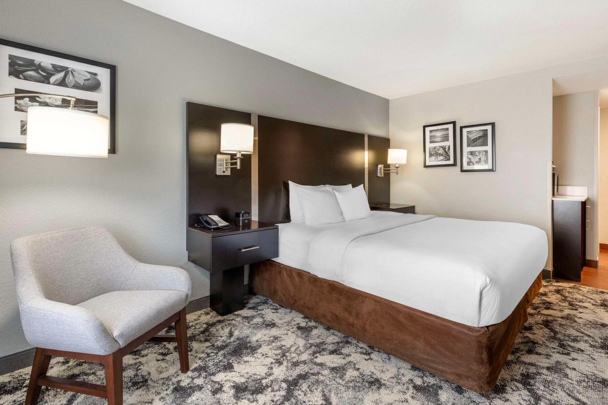 Best Western Plus Fairburn Atlanta Southwest Exterior photo